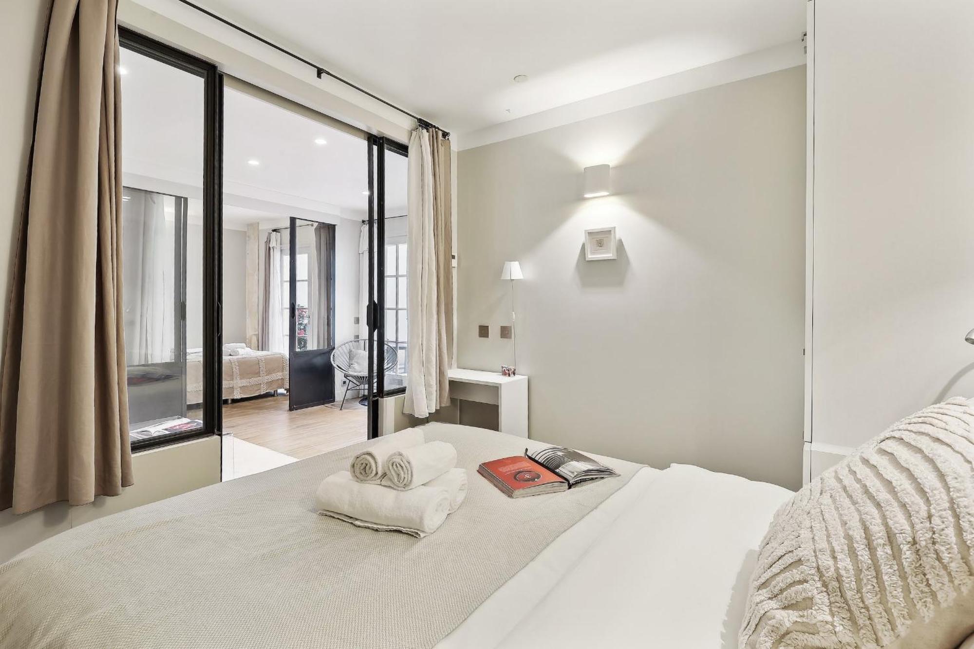 Apartment Le Marais & Place Des Vosges - Cityapartmentstay